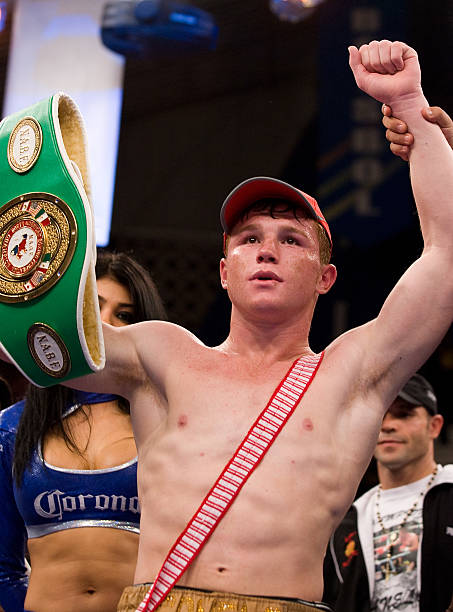 saul alvarez background