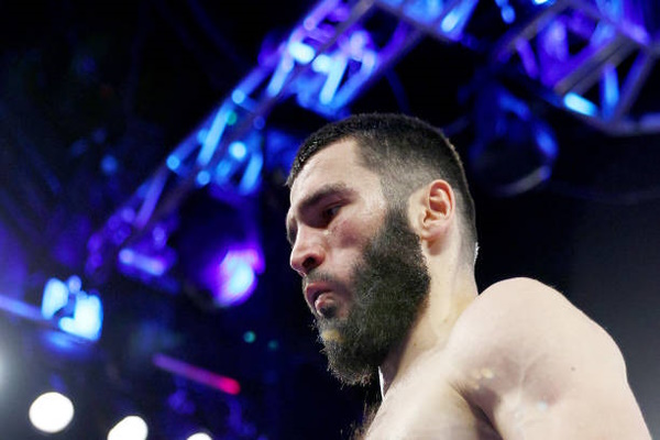 175 Lbs Unification Fight Apparently On Hold As WBC Orders Artur Beterbiev To Face Callum Smith featured image
