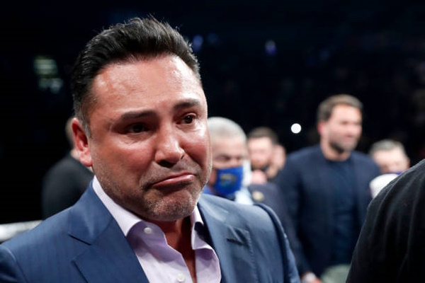 Golden Boy Founder Oscar De La Hoya On Former Fighter, Canelo Alvarez featured image