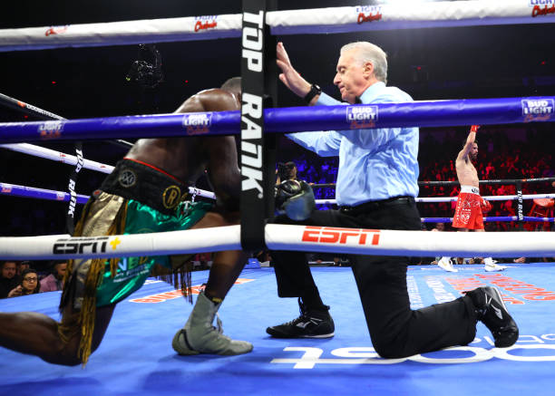 Jose Ramirez Sparks Commey Out Late In Neck-To-Neck Fight To Win WBC Title Eliminator image 1
