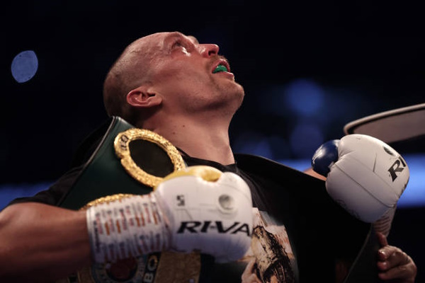 Usyk's Promoter Claims Undisputed Fight Is Off, Fury's Promoter Says It's Not featured image