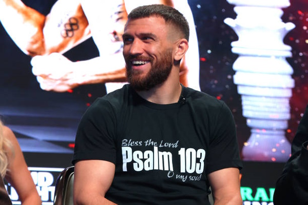 Vasyl Lomachenko Defends Against Claims Of Being A 'Dirty Fighter' featured image