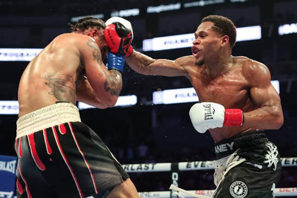 Devin Haney Reportedly Rehydrated Up To 165 Lbs On Fight Night featured image