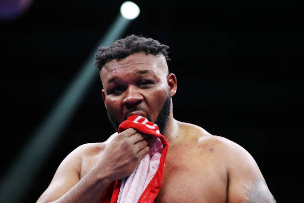 Lennox Lewis Scathes Joshua For Beating A Wallin 'With No Muscle Definition', Overpraises Dubois For Defeating Lower-Ranked 333 Lbs Miller image 1