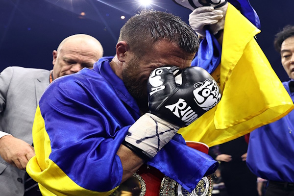 Vasyl Lomachenko Captures World Title After 3 Years Following Stoppage Victory Over Kambosos featured image