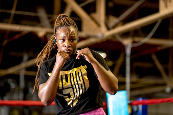 Claressa Shields To Face (Light-) Heavyweight Champion Vanessa Joanisse For Three World Titles On July 27 featured image