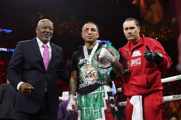 Mario Barrios Elevated To WBC World 147 Lbs Champion featured image